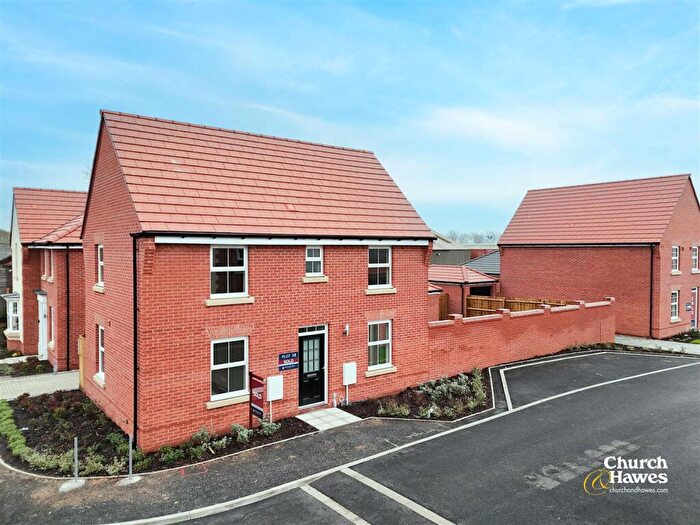 3 Bedroom Detached House For Sale In Maldon Road, Burnham-On-Crouch, CM0