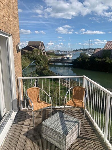 3 Bedroom Town House To Rent In Latimer Road, St. Helens, PO33