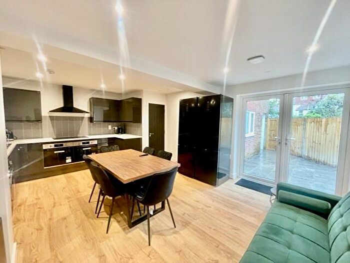 1 Bedroom House To Rent In Anns Hill Road, PO12