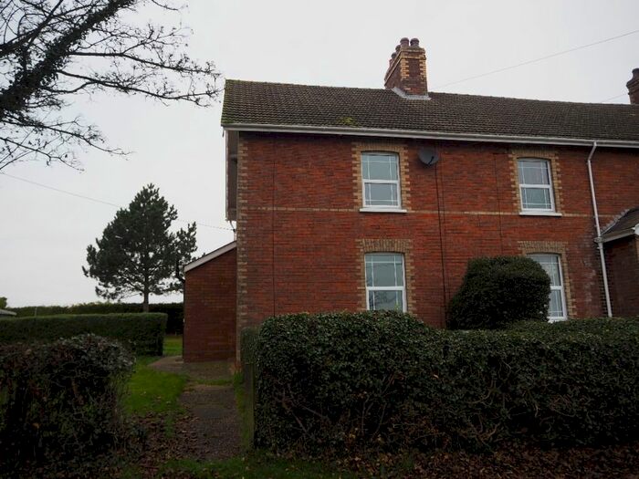 3 Bedroom Semi-Detached House To Rent In New Cottages, Hallington, LN11