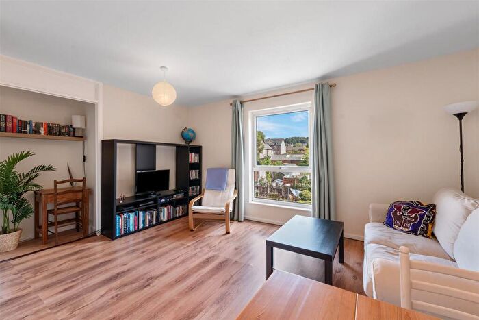 1 Bedroom Flat For Sale In Alderley Walk, Macclesfield, SK11