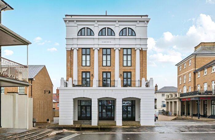 2 Bedroom Apartment For Sale In Wadebridge Street, Poundbury, DT1