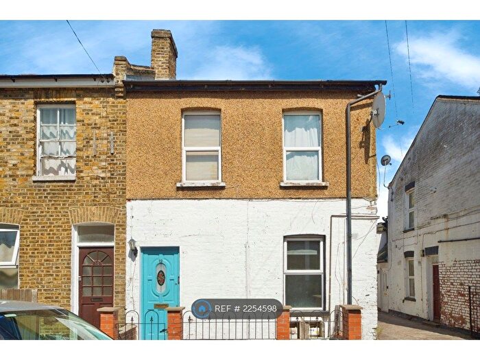 1 Bedroom Flat To Rent In Dorset Road, London, N15