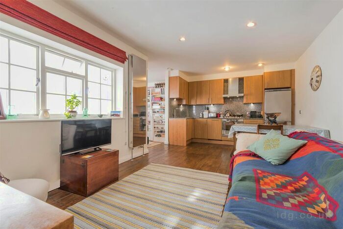 1 Bedroom Flat To Rent In Conway Street, Fitzrovia, W1T