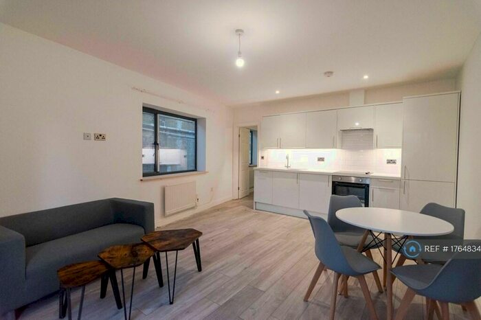 1 Bedroom Flat To Rent In Stamford Hill, London, N16