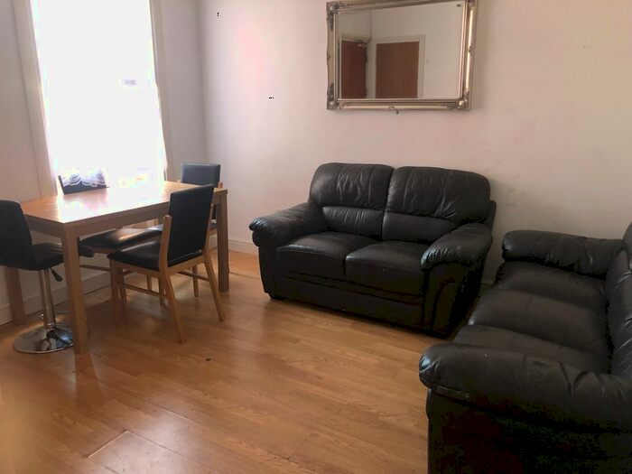 5 Bedroom Terraced House To Rent In Hatherley Road, Reading, RG1