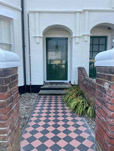 2 Bedroom Apartment For Sale In Vicarage Road, Cromer, NR27