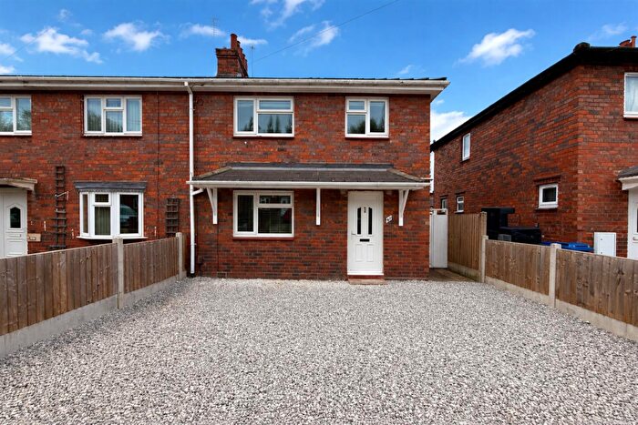 3 Bedroom End Of Terrace House For Sale In Central Avenue, Stourbridge, DY9