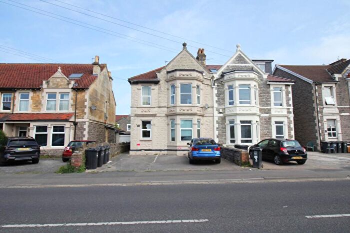 2 Bedroom Flat To Rent In Locking Road, Weston-super-Mare, BS23