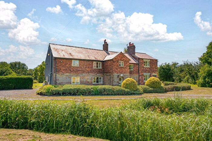 5 Bedroom Farm House For Sale In Owens Farm, Aughton, L39