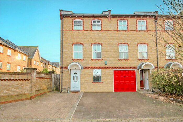 4 Bedroom Town House To Rent In Edison Drive, Wembley, HA9