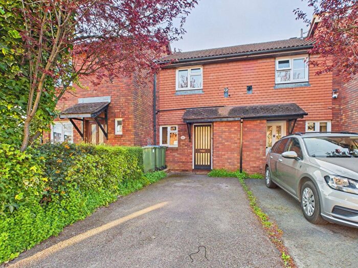 2 Bedroom Terraced House For Sale In Kingslea, Horsham, West Sussex, RH13