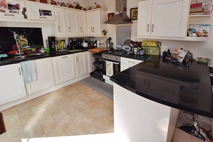 3 Bedroom Detached Bungalow For Sale In Cleve Lane, Exeter, EX4