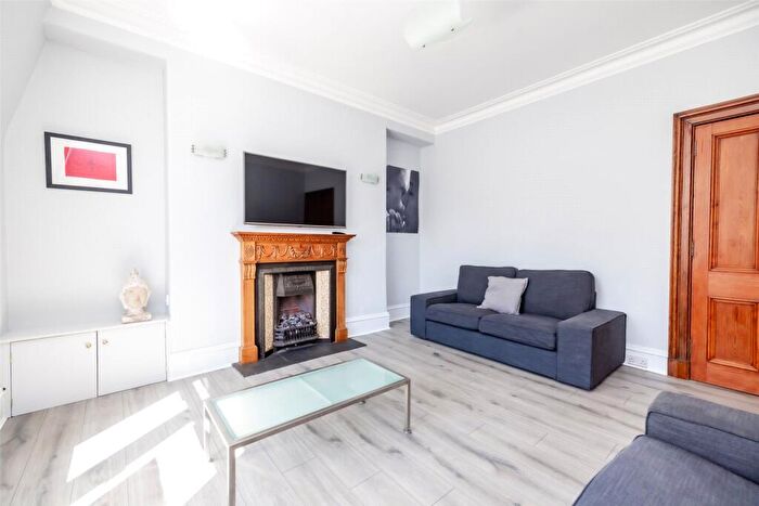 1 Bedroom Flat To Rent In Pitstruan Place, Aberdeen, AB10