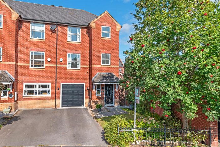 3 Bedroom End Terrace House For Sale In Ashford Drive, Appleton, Warrington, WA4