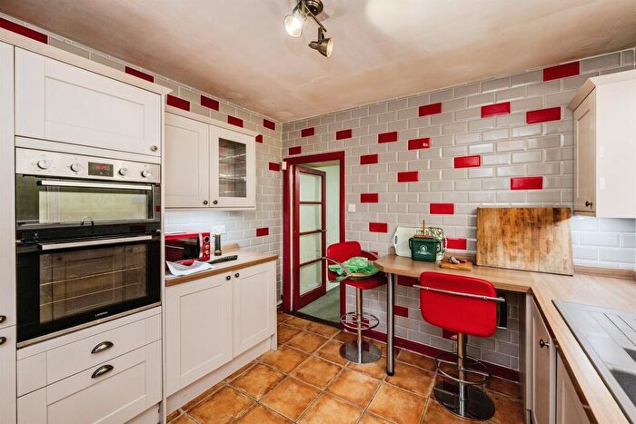 4 Bedroom Terraced House For Sale In Finsbury Terrace, Brynmill, Swansea, SA2