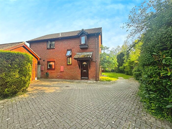 4 Bedroom Detached House To Rent In The Bines, Paddock Wood, Tonbridge, Kent, TN12