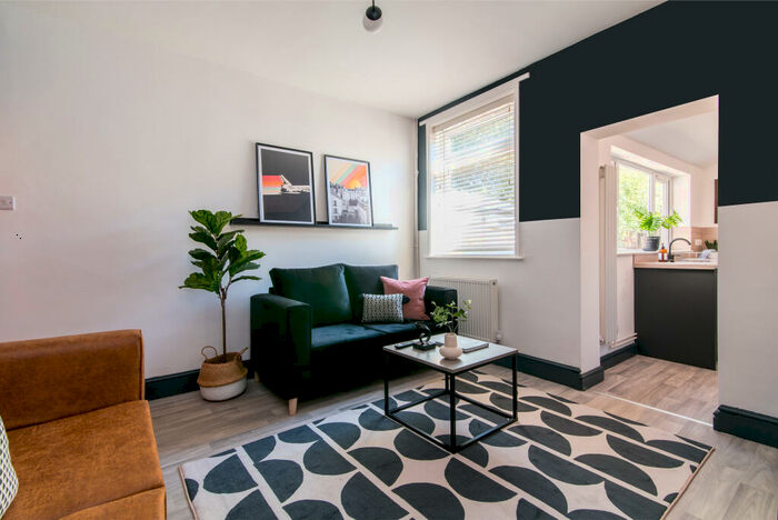 4 Bedroom Terraced House To Rent In Carholme Area // Bed // Available -, LN1