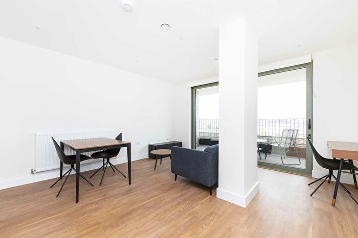 1 Bedroom Flat To Rent In Union Way, North Acton, NW10