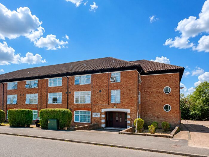 Studio To Rent In Boundary Lane, Welwyn Garden City, AL7