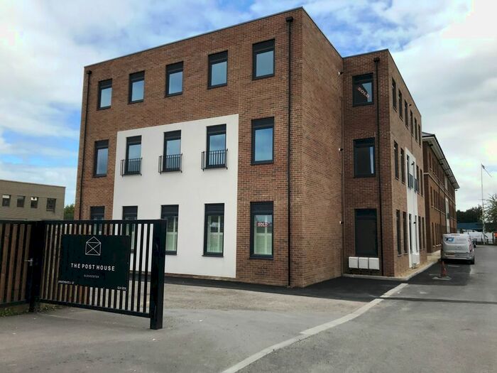 2 Bedroom Flat To Rent In Eastern Avenue, Gloucester, GL4