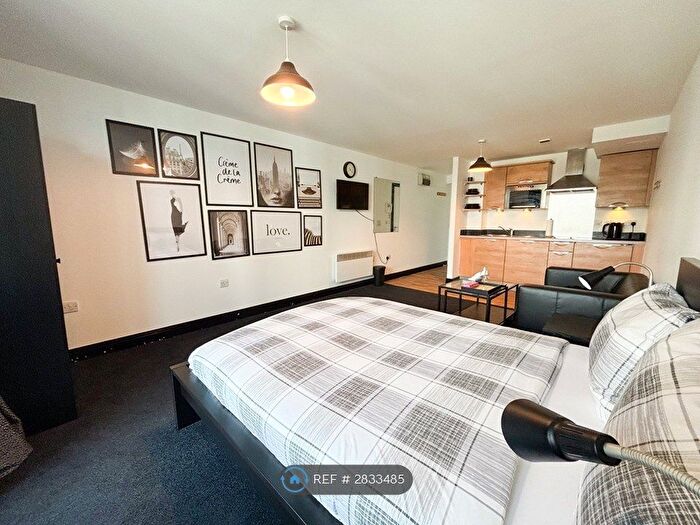 Studio To Rent In Worsdell Drive, Gateshead, NE8