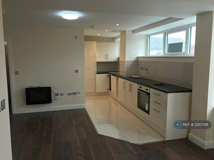 Studio To Rent In Church Street, Tamworth, B79