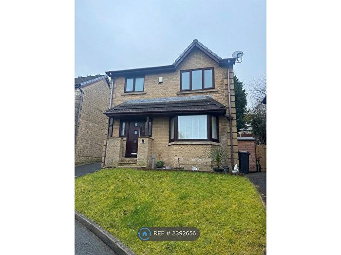 3 Bedroom Detached House To Rent In Park View Close, Brierfield, Nelson, BB9