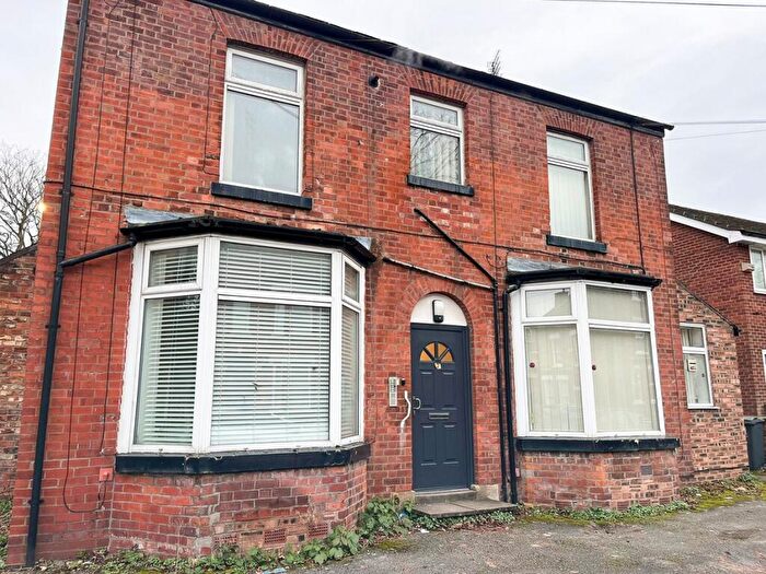 2 Bedroom Flat To Rent In Flat, Cresswell Grove, West Didsbury, M20