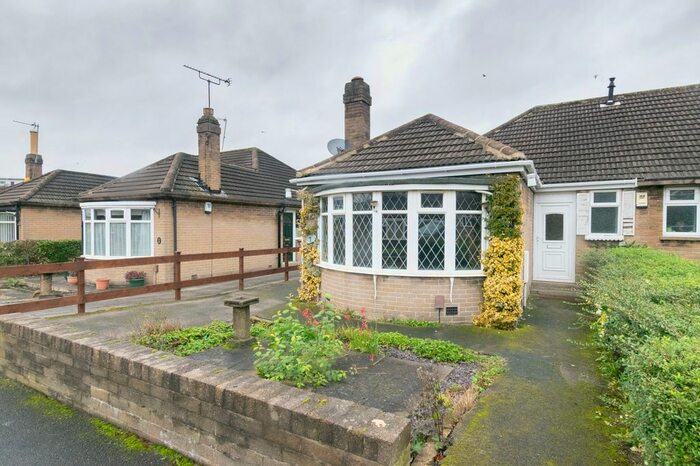 2 Bedroom Semi-Detached House To Rent In Carr Manor Croft, Leeds, LS17