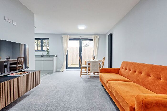 1 Bedroom Flat For Sale In Coxs Close, Braintree, CM7