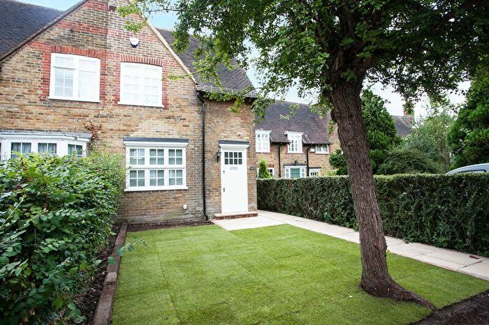 3 Bedroom Semi-Detached House To Rent In Westholm, Hampstead Garden Suburb, NW11