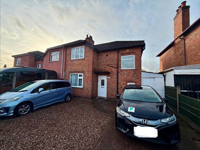 3 Bedroom Semi Detached House To Rent In Derby Road, Loughborough, Leicestershire, LE11