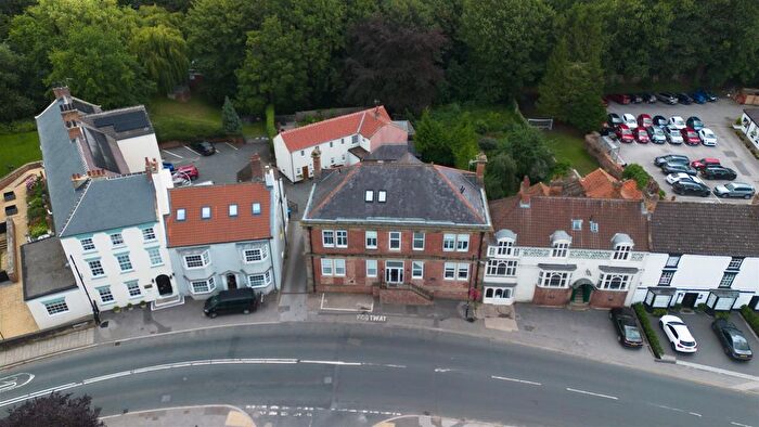 2 Bedroom Property For Sale In Bridge Street, Boroughbridge, York, YO51