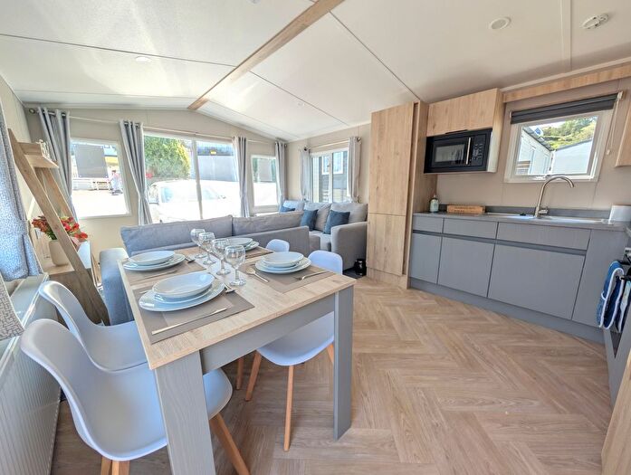 2 Bedroom Park Home For Sale In Waterside Coastal Holiday Park, Three Beaches, Dartmouth Rd Paignton, TQ4