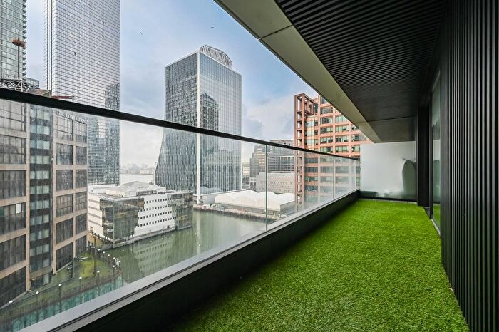 1 Bedroom Flat To Rent In Wardian London, Canary Wharf, London, E14