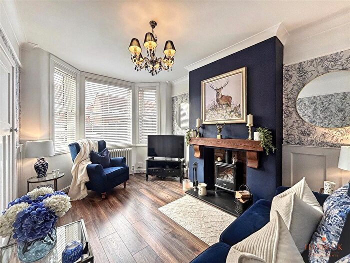 3 Bedroom Semi-Detached House For Sale In Main Road, Burton Pidsea, HU12