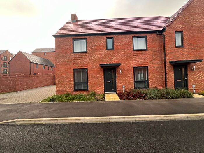 3 Bedroom Property To Rent In Rowan Bank, Houghton Regis, Dunstable, LU5