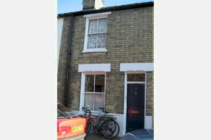 2 Bedroom Terraced House To Rent In York Terrace, Cambridge, CB1