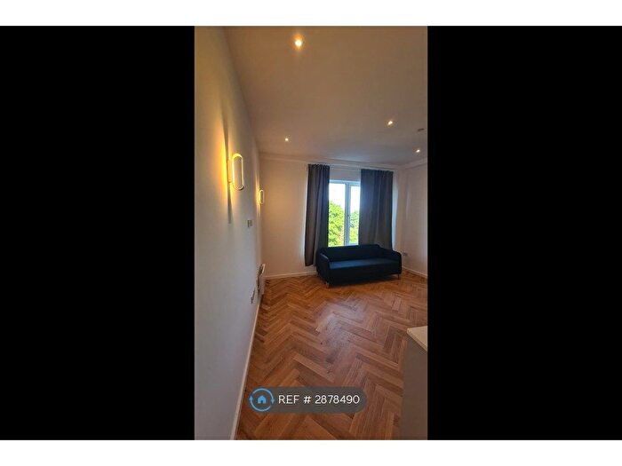 1 Bedroom Flat To Rent In Astra House, London, SE14