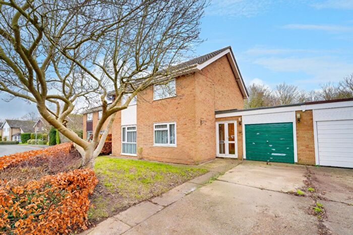 4 Bedroom Detached House For Sale In Home Farm Road, Houghton, Huntingdon, Cambridgeshire, PE28
