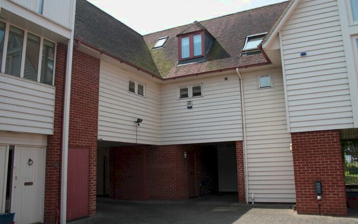 1 Bedroom Town House To Rent In Victoria Yard, Victoria Row, Canterbury, CT1