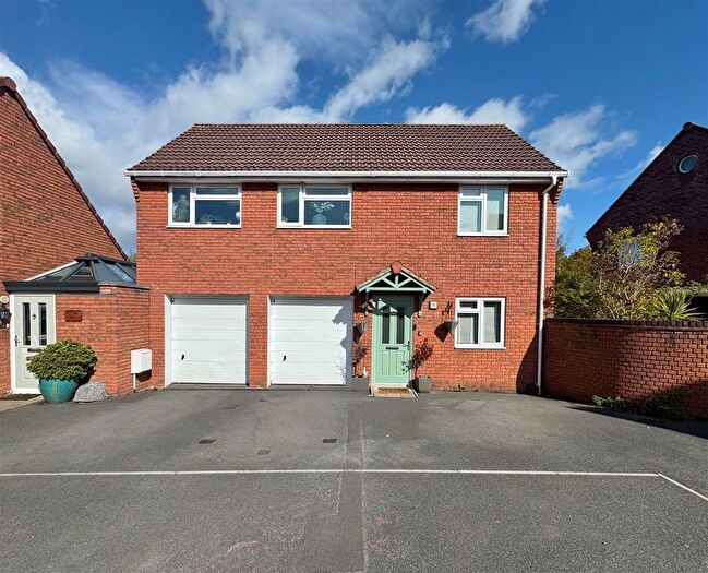 3 Bedroom Property For Sale In Lakeside, Bristol Road, Highbridge, TA9