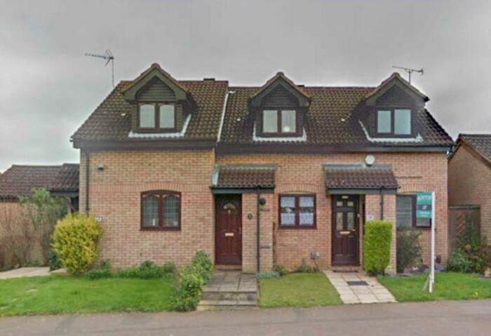 1 Bedroom Terraced House To Rent In Hayling Drive, Luton, LU2