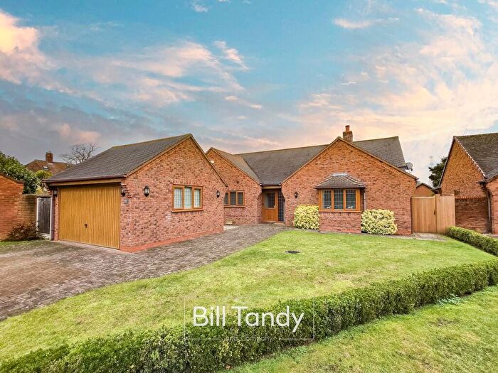 3 Bedroom Detached Bungalow For Sale In Alrewas Road, Kings Bromley, Burton-on-Trent, DE13