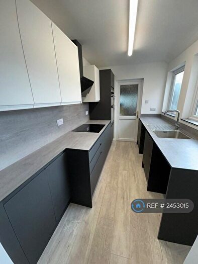 3 Bedroom Semi-Detached House To Rent In Westbourne Road, Ipswich, IP1