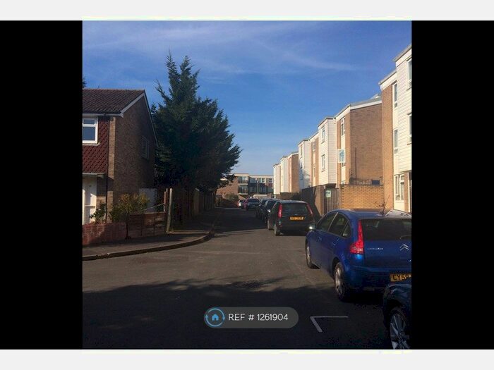 1 Bedroom Flat To Rent In Pennywell Drive, Oxford OX2