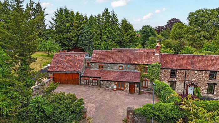 5 Bedroom Semi-Detached House For Sale In Durley Hill, Keynsham, Bristol, BS31