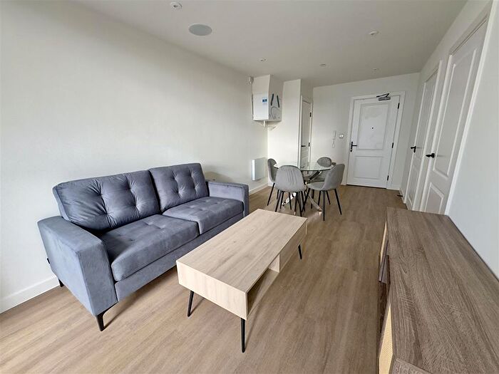 1 Bedroom Flat To Rent In Great George Street, Leeds, LS1