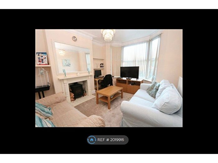 3 Bedroom Terraced House To Rent In Newport Road, Milton Keynes, MK13